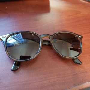 Ray-Ban Highstreet RB4259